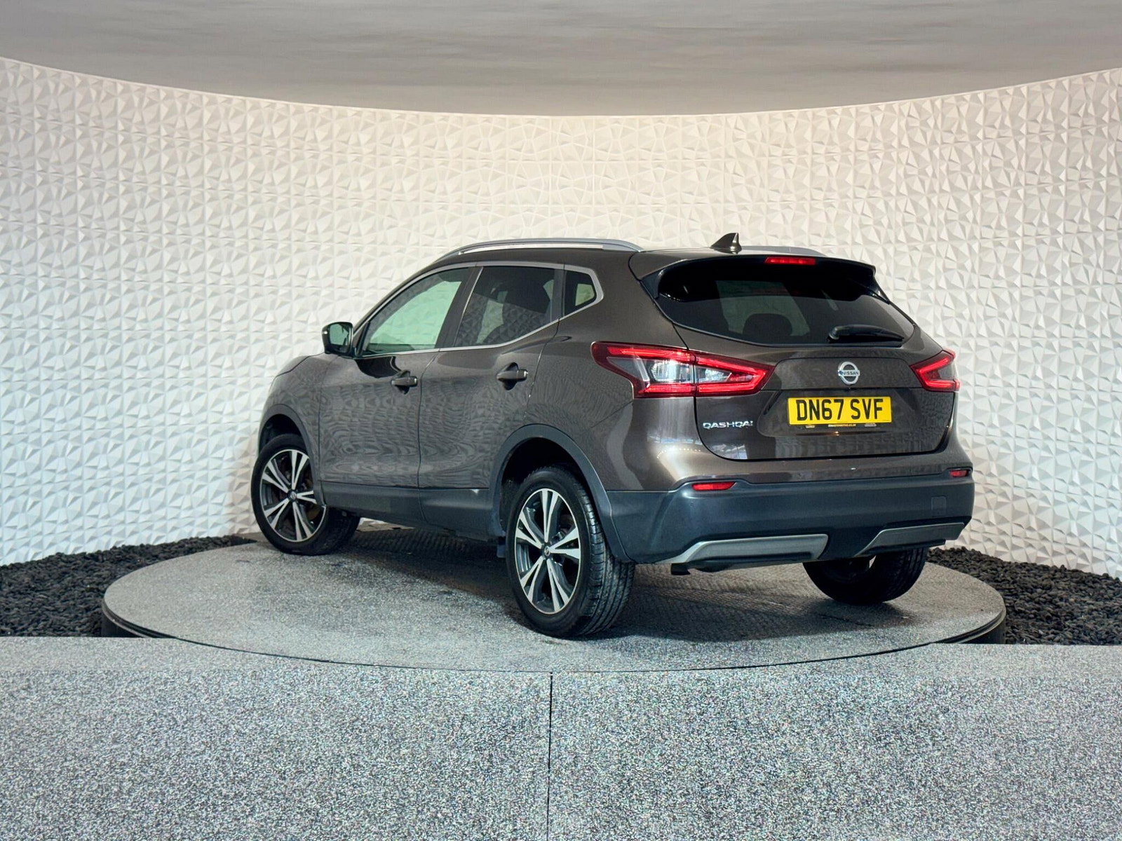 Nissan Qashqai 1.5 dCi N-Connecta Euro 6 (s/s) 5dr 5dr Manual 2017