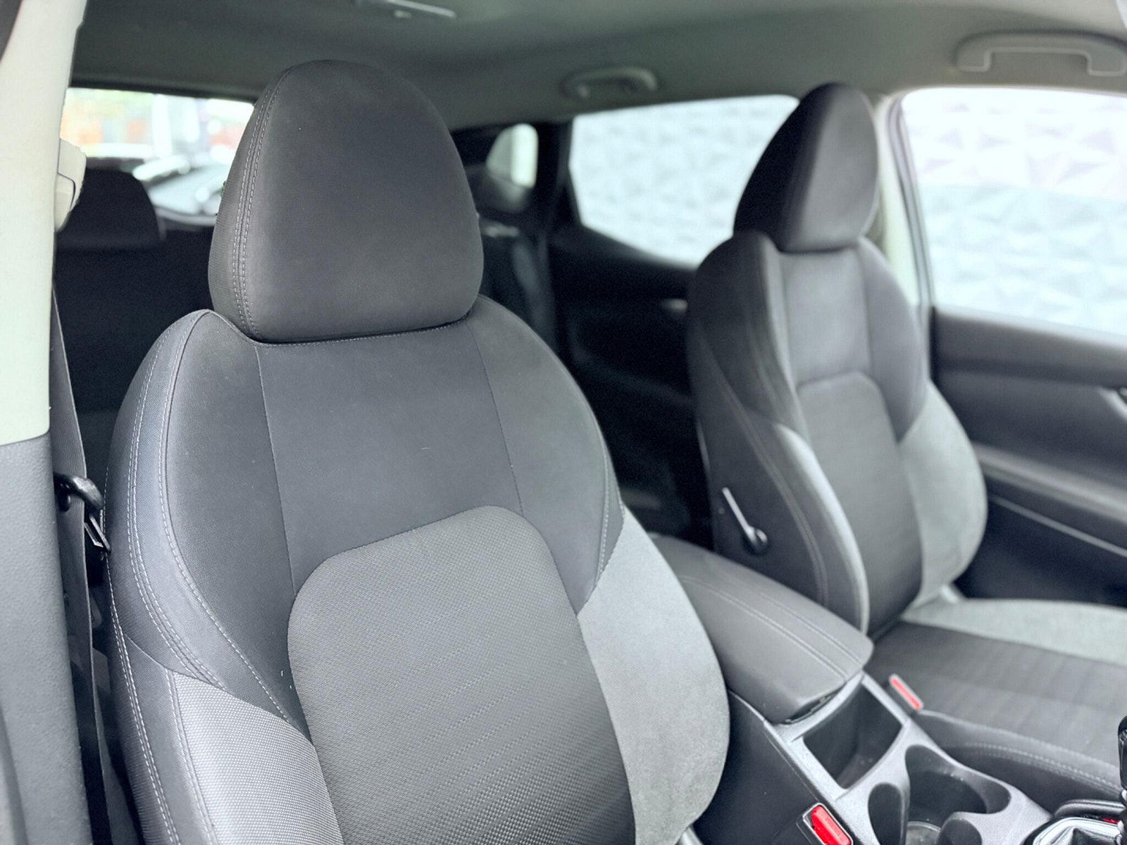 Nissan Qashqai 1.5 dCi N-Connecta Euro 6 (s/s) 5dr 5dr Manual 2017