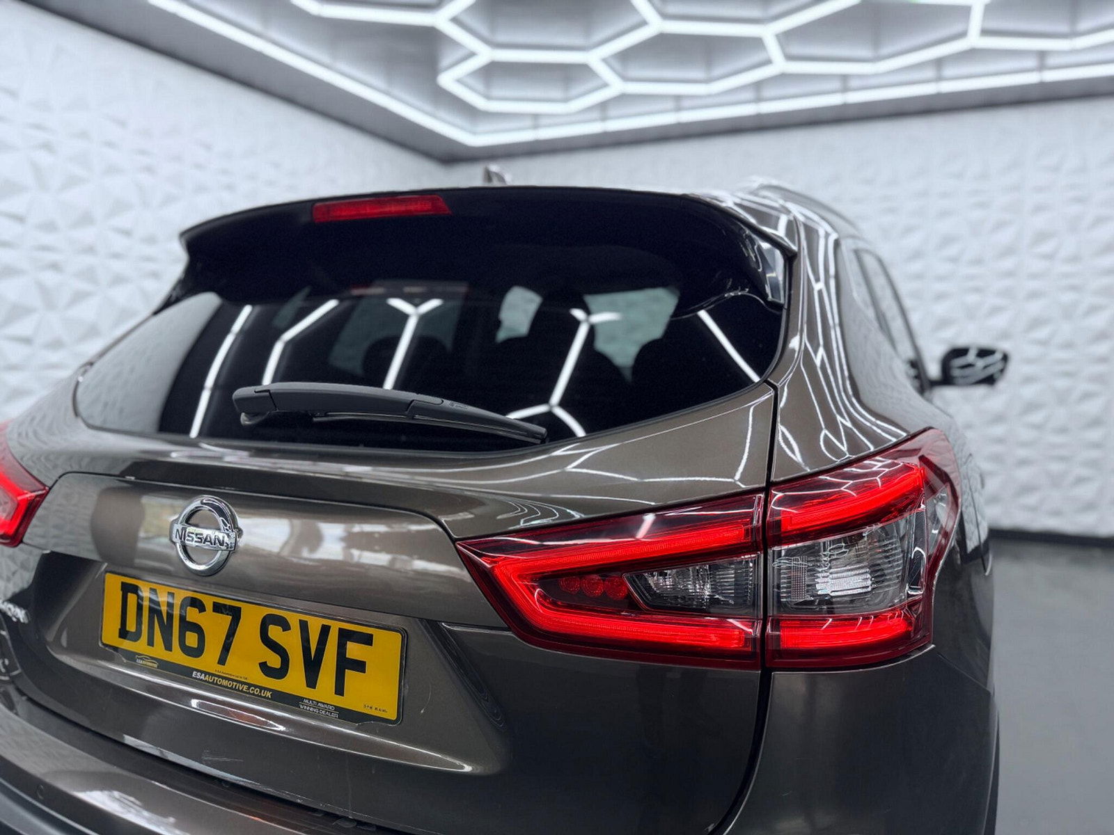 Nissan Qashqai 1.5 dCi N-Connecta Euro 6 (s/s) 5dr 5dr Manual 2017