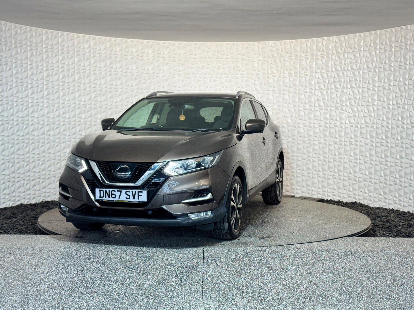 Nissan Qashqai 1.5 dCi N-Connecta Euro 6 (s/s) 5dr 5dr Manual 2017
