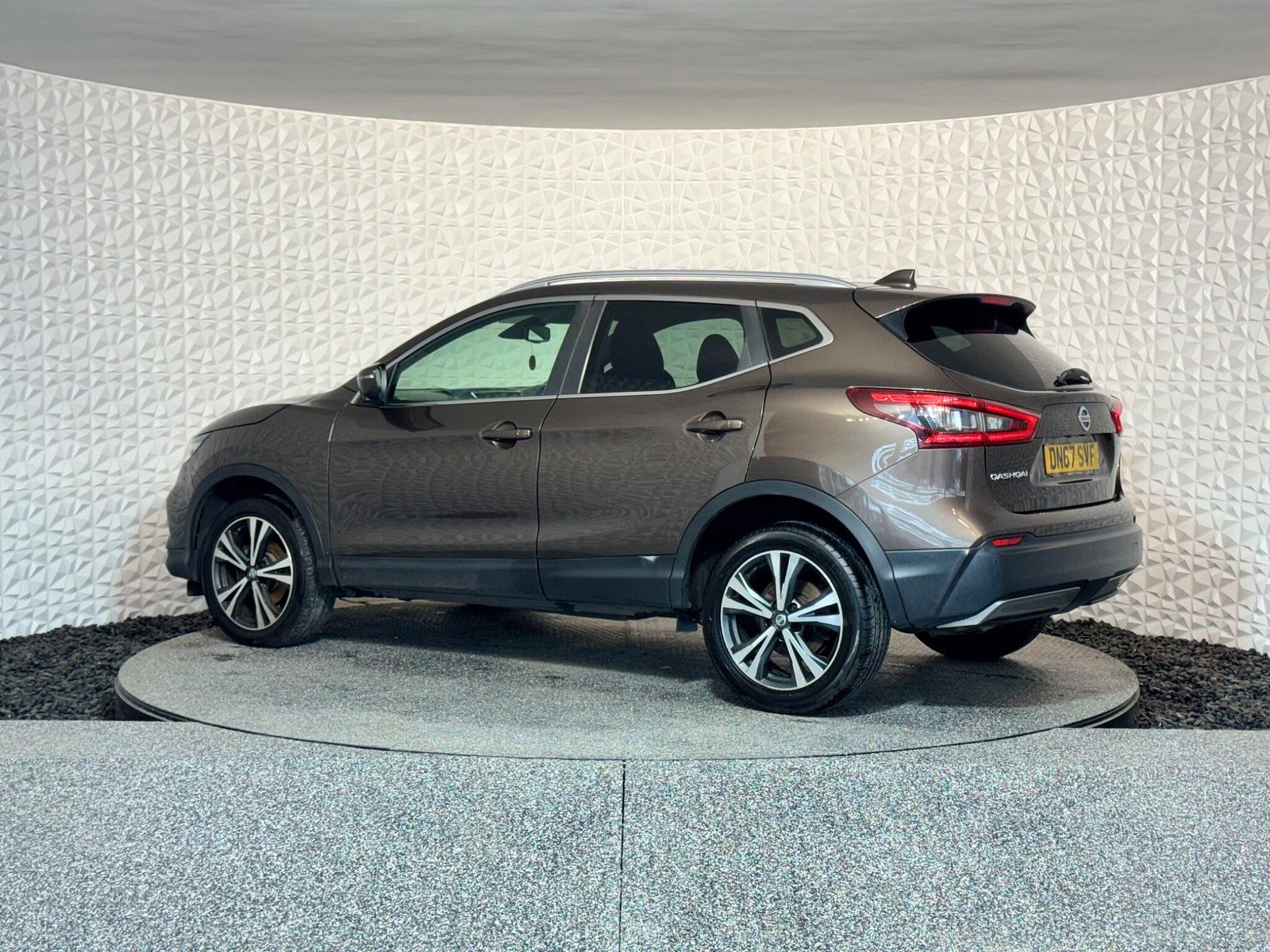 Nissan Qashqai 1.5 dCi N-Connecta Euro 6 (s/s) 5dr 5dr Manual 2017