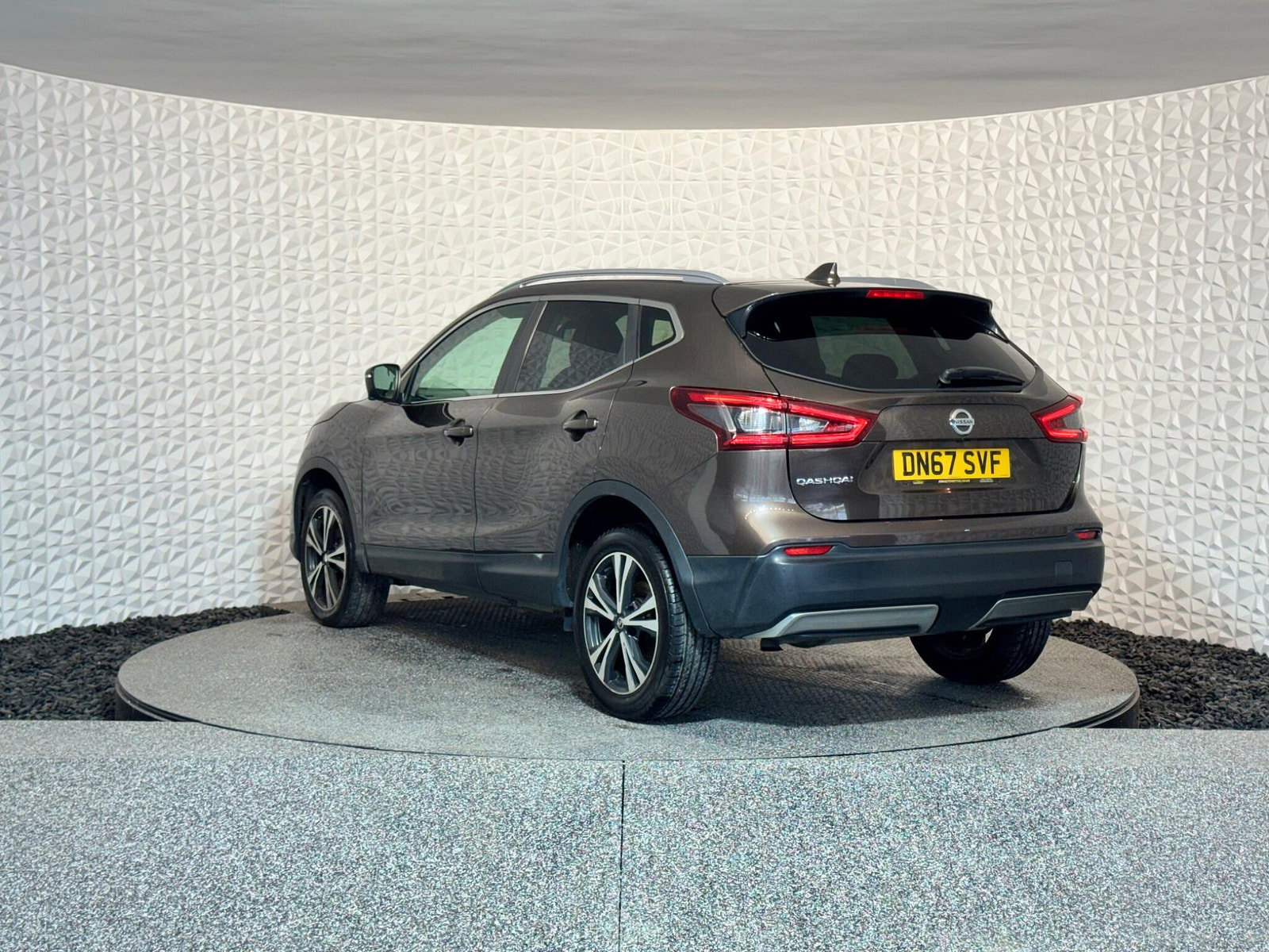 Nissan Qashqai 1.5 dCi N-Connecta Euro 6 (s/s) 5dr 5dr Manual 2017