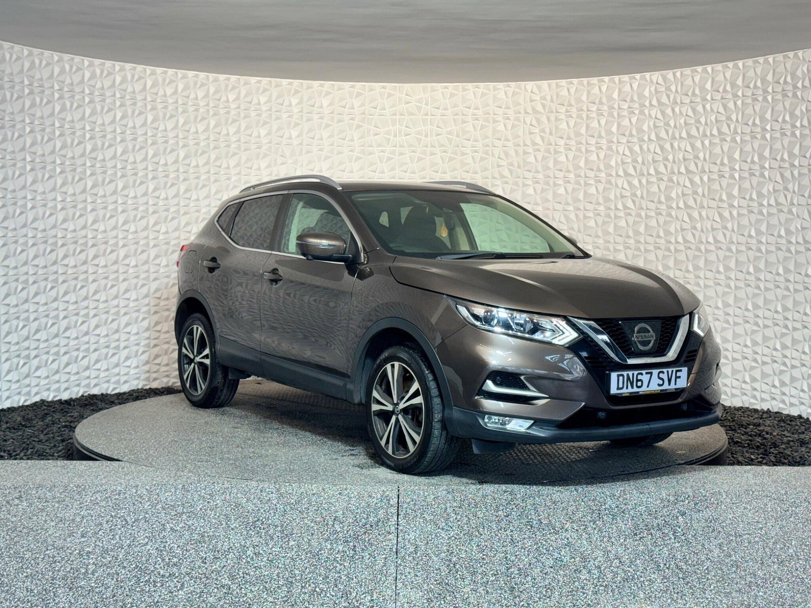Nissan Qashqai 1.5 dCi N-Connecta Euro 6 (s/s) 5dr 5dr Manual 2017