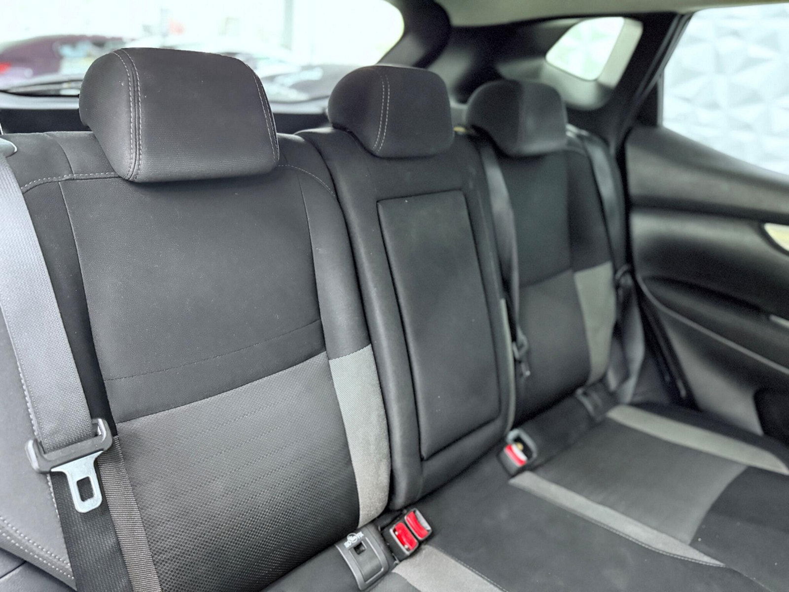 Nissan Qashqai 1.5 dCi N-Connecta Euro 6 (s/s) 5dr 5dr Manual 2017