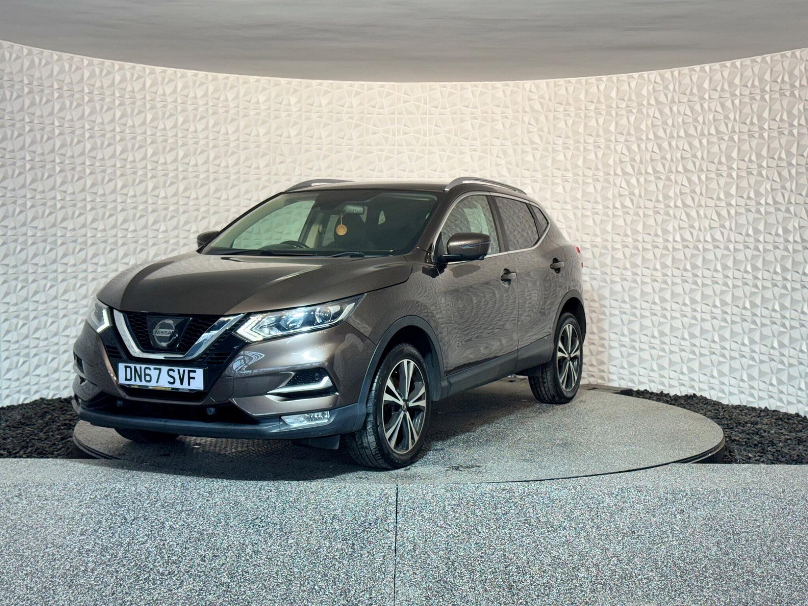 Nissan Qashqai 1.5 dCi N-Connecta Euro 6 (s/s) 5dr 5dr Manual 2017