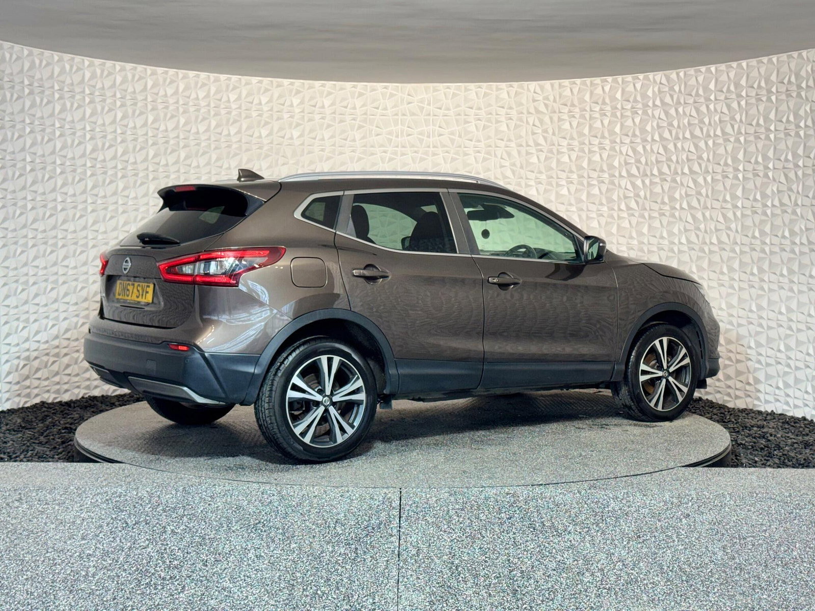 Nissan Qashqai 1.5 dCi N-Connecta Euro 6 (s/s) 5dr 5dr Manual 2017