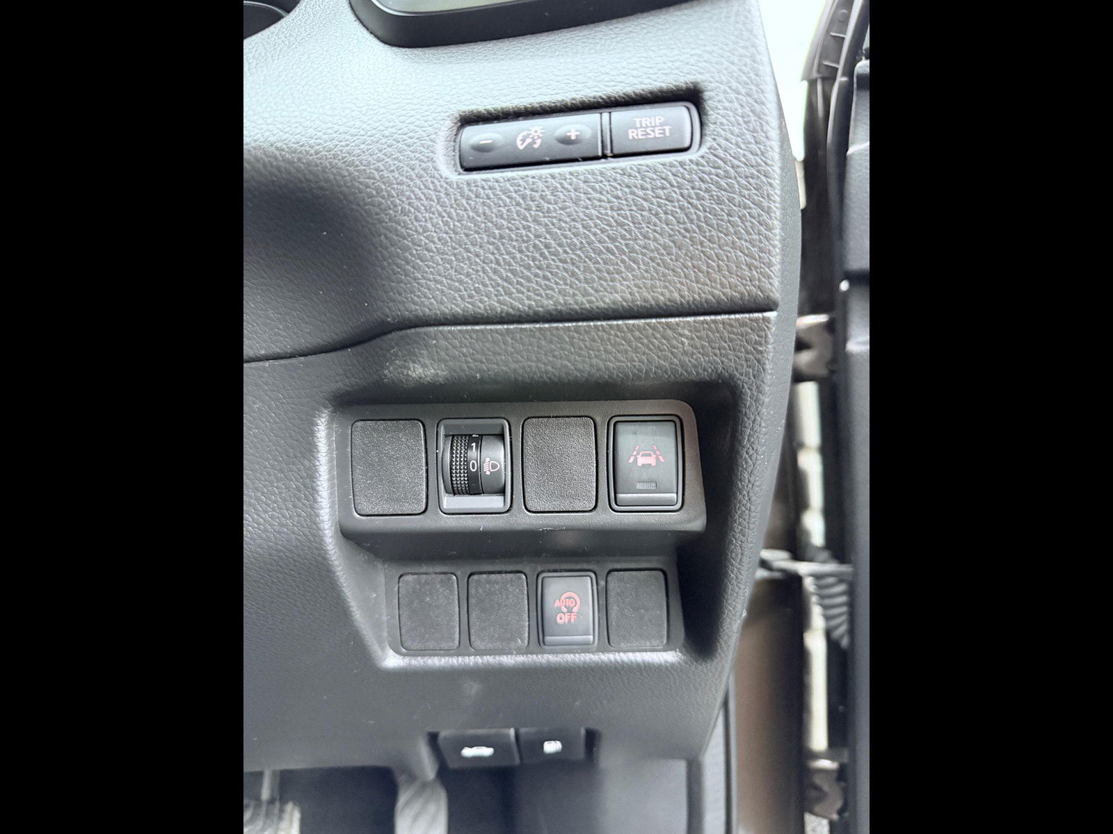 Nissan Qashqai 1.5 dCi N-Connecta Euro 6 (s/s) 5dr 5dr Manual 2017