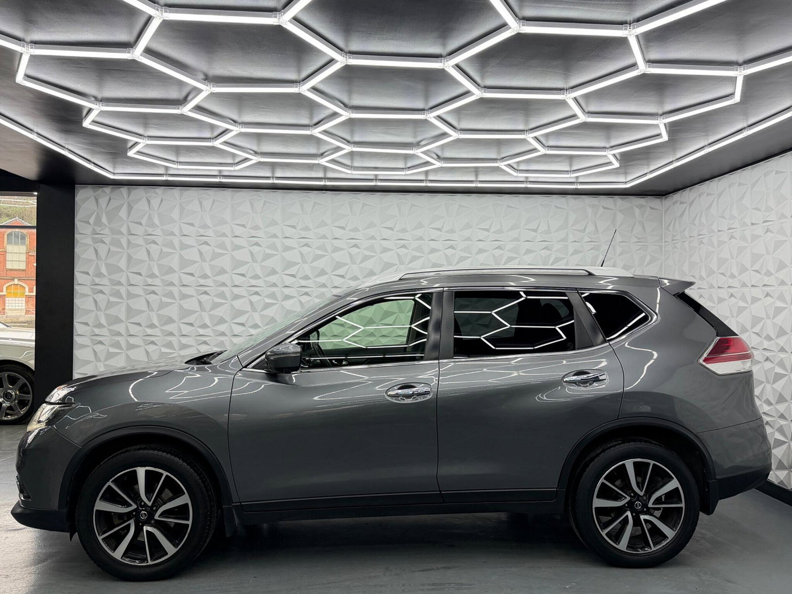 Nissan X-Trail 1.6 dCi n-tec XTRON Euro 6 (s/s) 5dr 5dr Automatic 2016