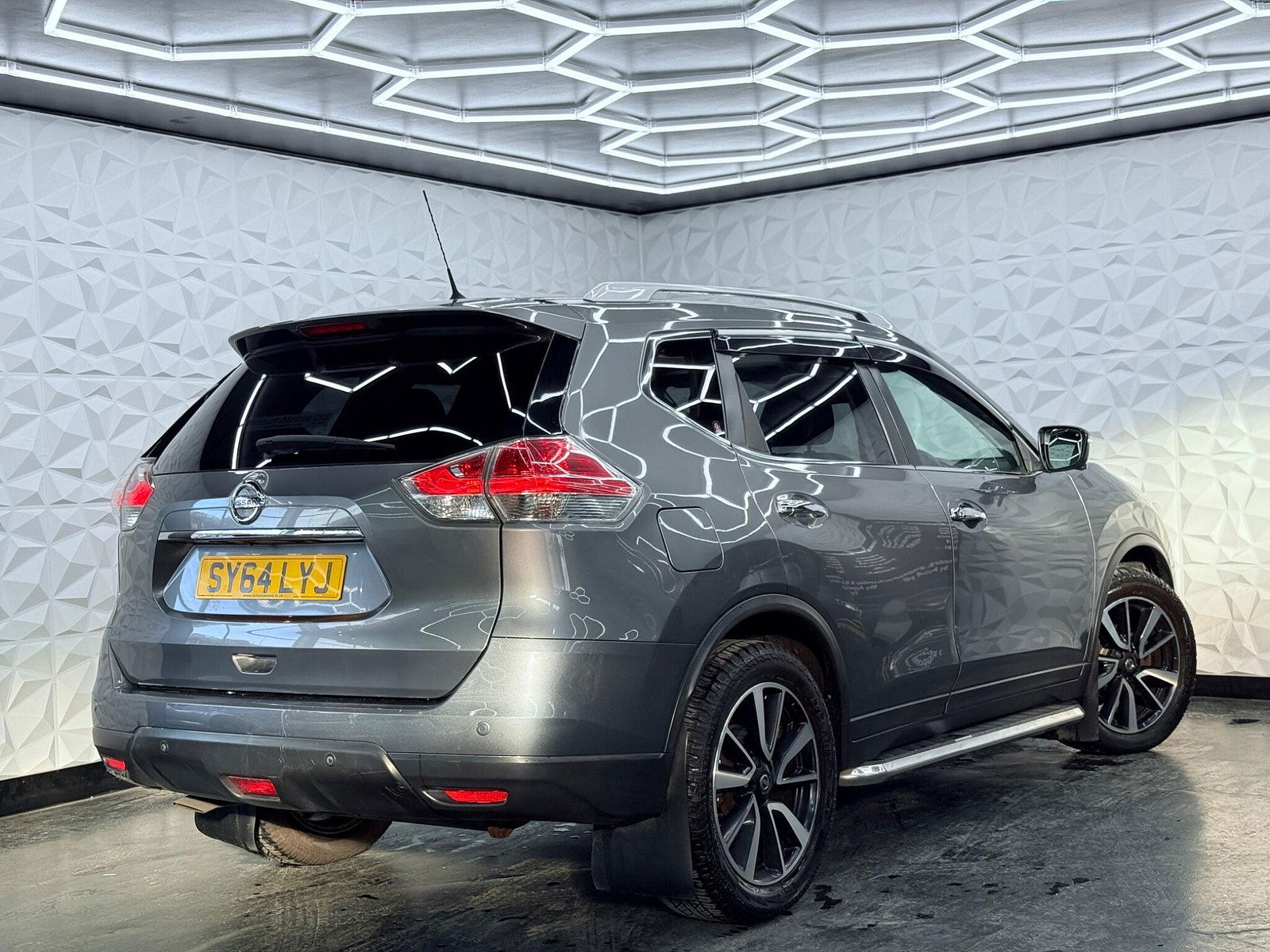 Nissan X-Trail 1.6 dCi Tekna 4WD Euro 5 (s/s) 5dr 5dr Manual 2014