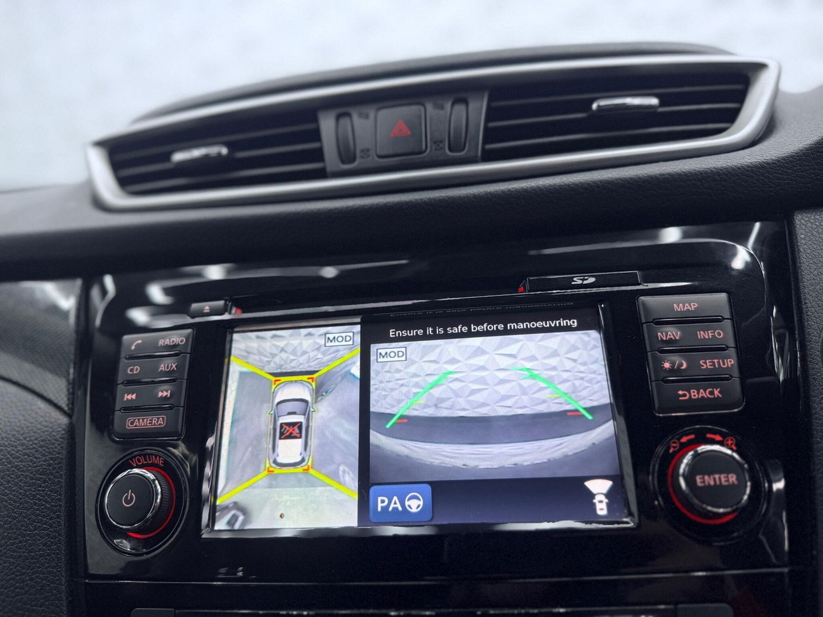 Nissan X-Trail 1.6 dCi Tekna 4WD Euro 5 (s/s) 5dr 5dr Manual 2014