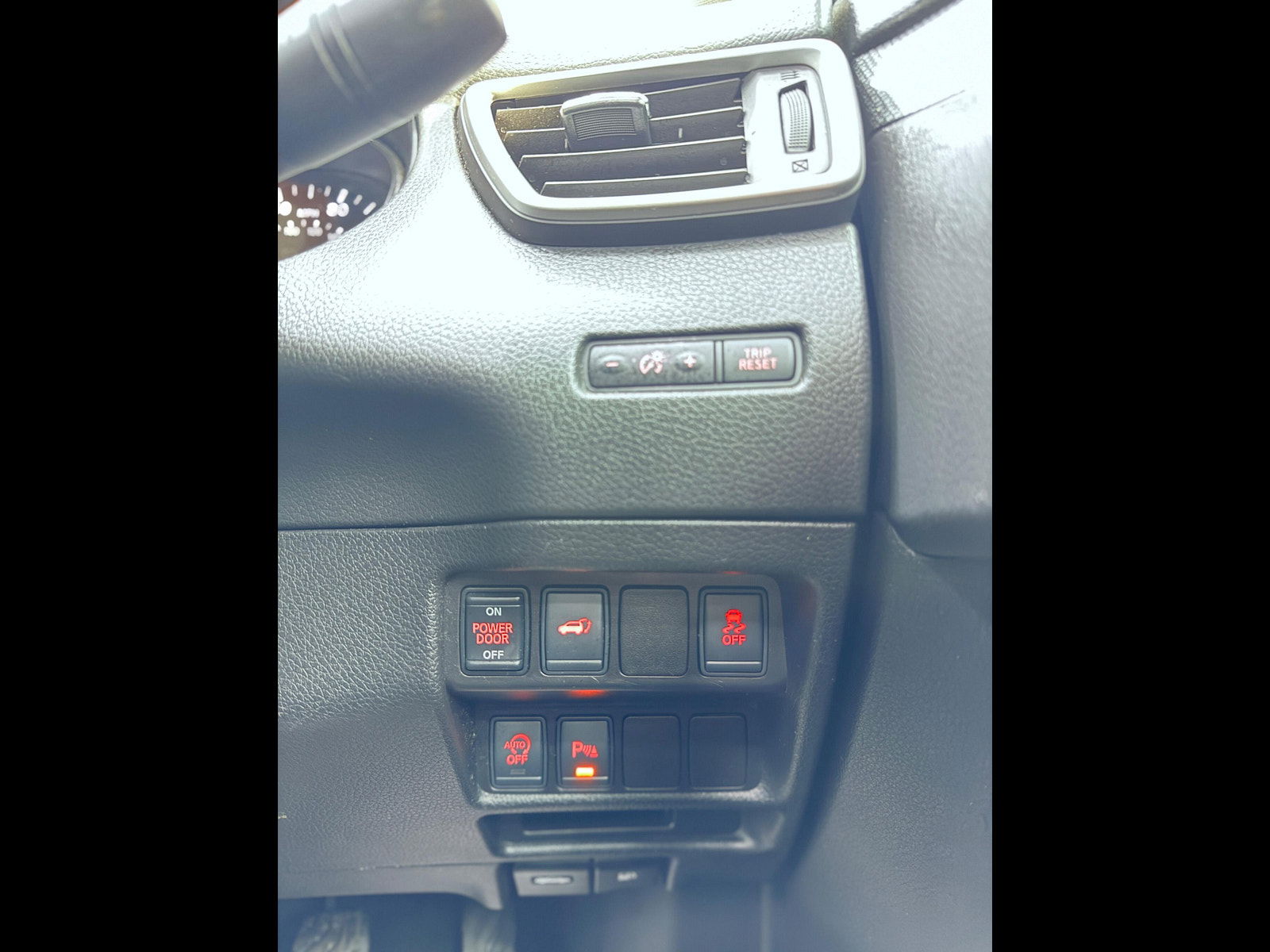 Nissan X-Trail 1.6 dCi Tekna 4WD Euro 5 (s/s) 5dr 5dr Manual 2014