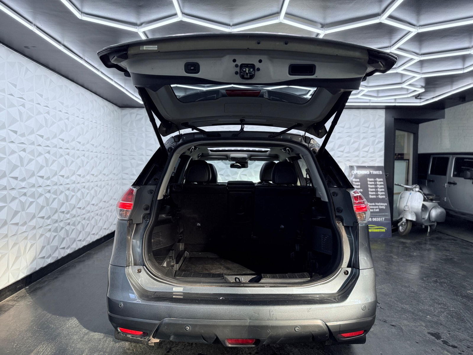 Nissan X-Trail 1.6 dCi Tekna 4WD Euro 5 (s/s) 5dr 5dr Manual 2014