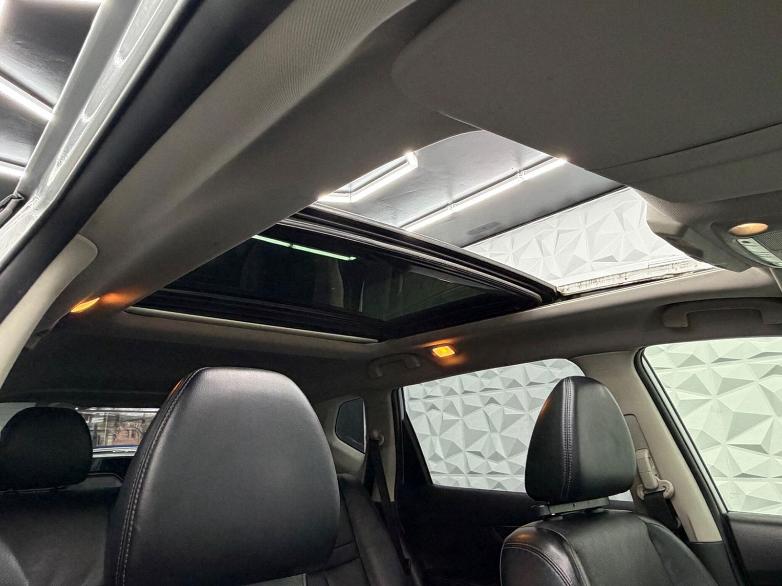 Nissan X-Trail 1.6 dCi Tekna 4WD Euro 6 (s/s) 5dr 5dr Manual 2017