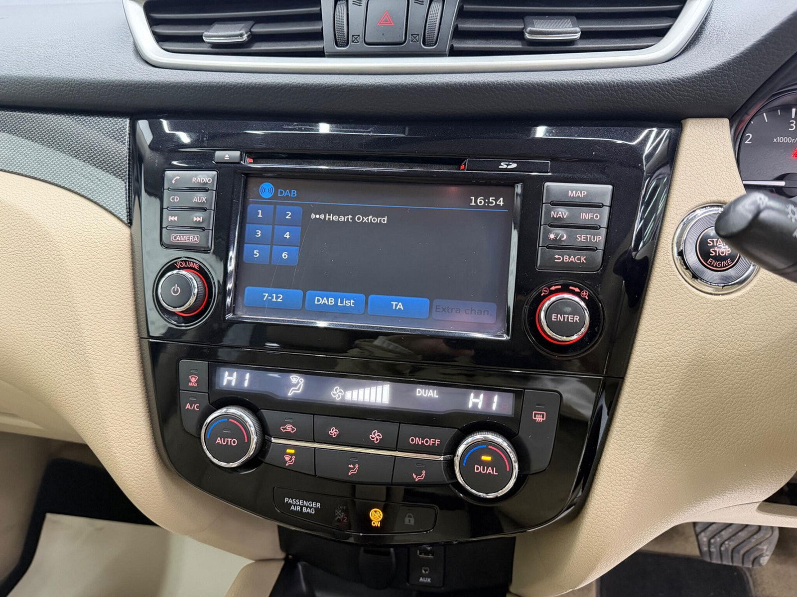 Nissan X-Trail 1.6 dCi Tekna XTRON Euro 6 (s/s) 5dr 5dr Automatic 2016