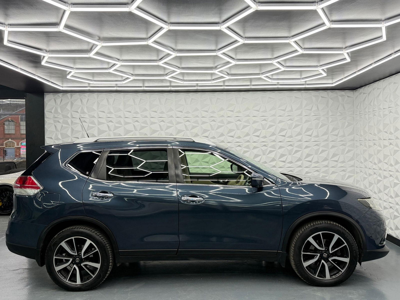 Nissan X-Trail 1.6 dCi Tekna XTRON Euro 6 (s/s) 5dr 5dr Automatic 2016