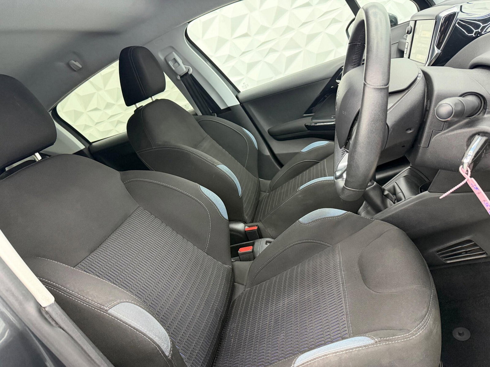 Peugeot 208 1.6 e-HDi Allure Euro 5 (s/s) 5dr 5dr Manual 2014