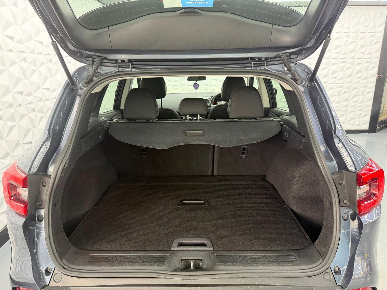 Renault Kadjar 1.5 dCi Dynamique Nav EDC Euro 6 (s/s) 5dr 5dr Automatic 2017