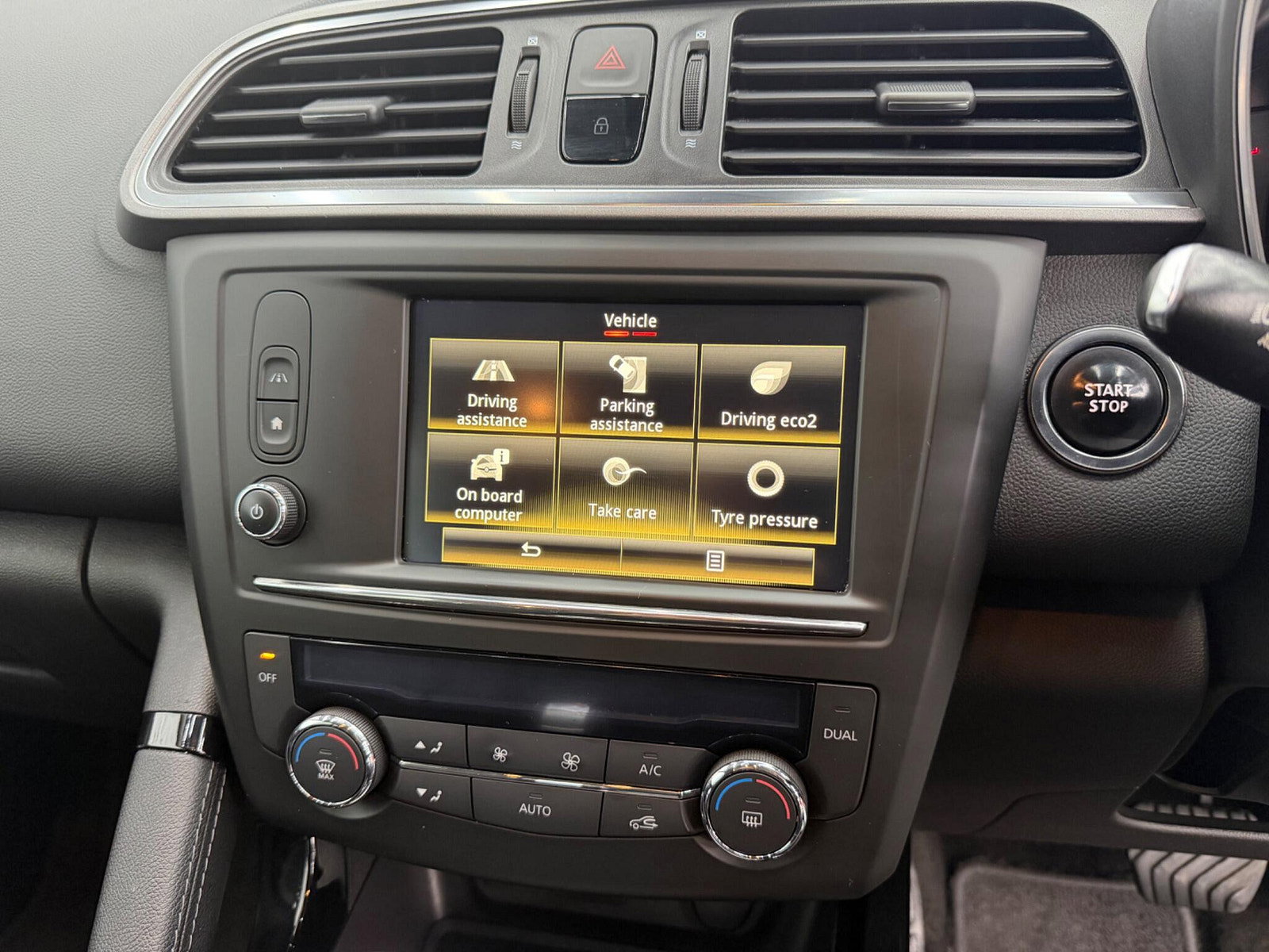 Renault Kadjar 1.5 dCi Dynamique Nav EDC Euro 6 (s/s) 5dr 5dr Automatic 2017