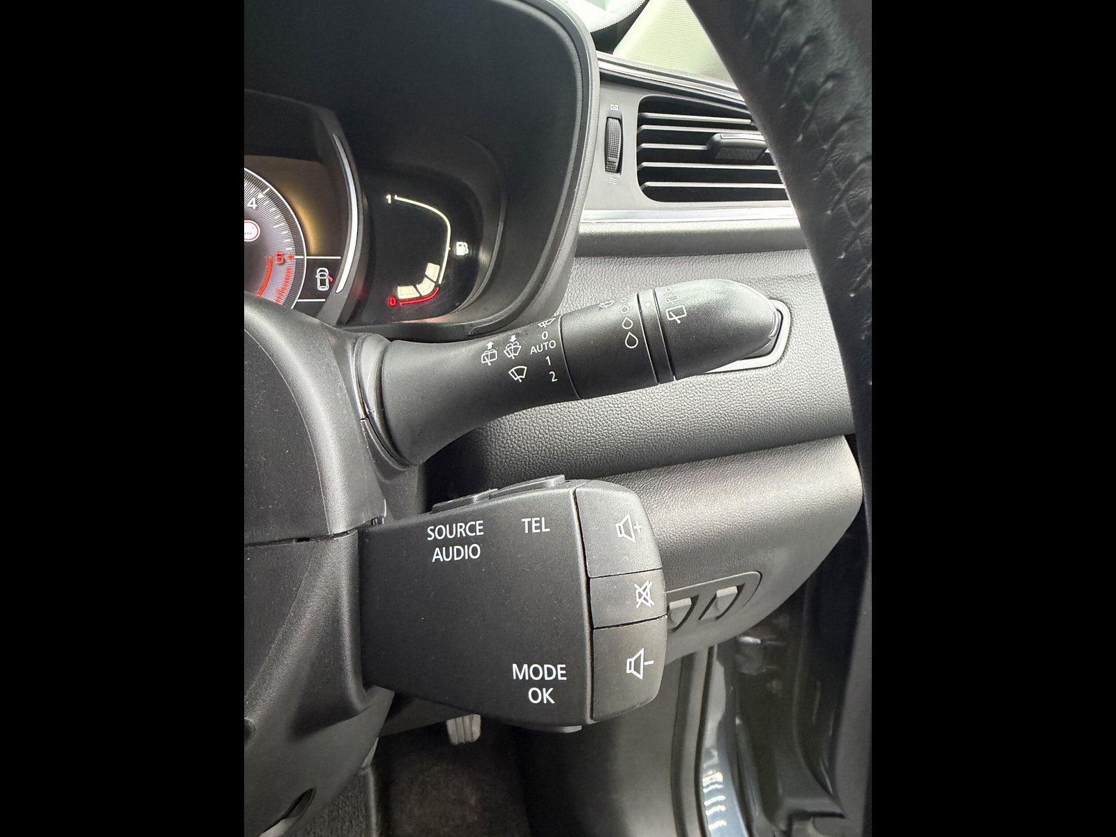 Renault Kadjar 1.5 dCi Dynamique Nav EDC Euro 6 (s/s) 5dr 5dr Automatic 2017