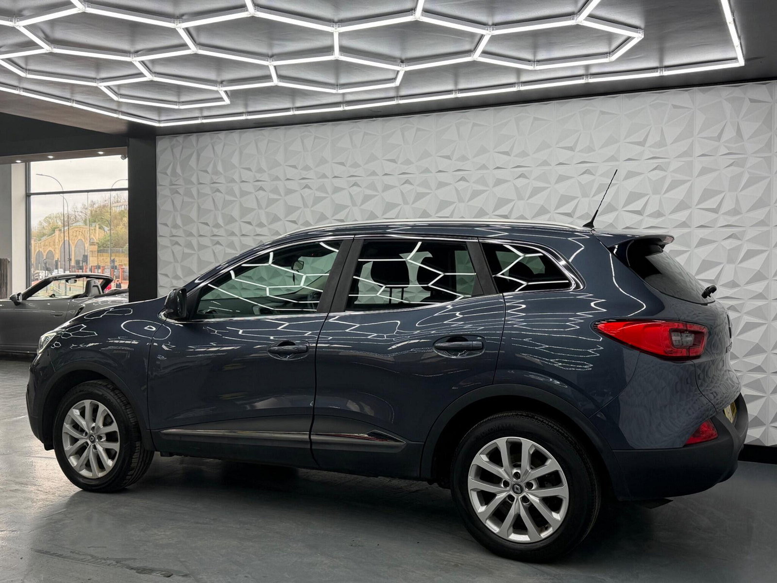 Renault Kadjar 1.5 dCi Dynamique Nav EDC Euro 6 (s/s) 5dr 5dr Automatic 2017