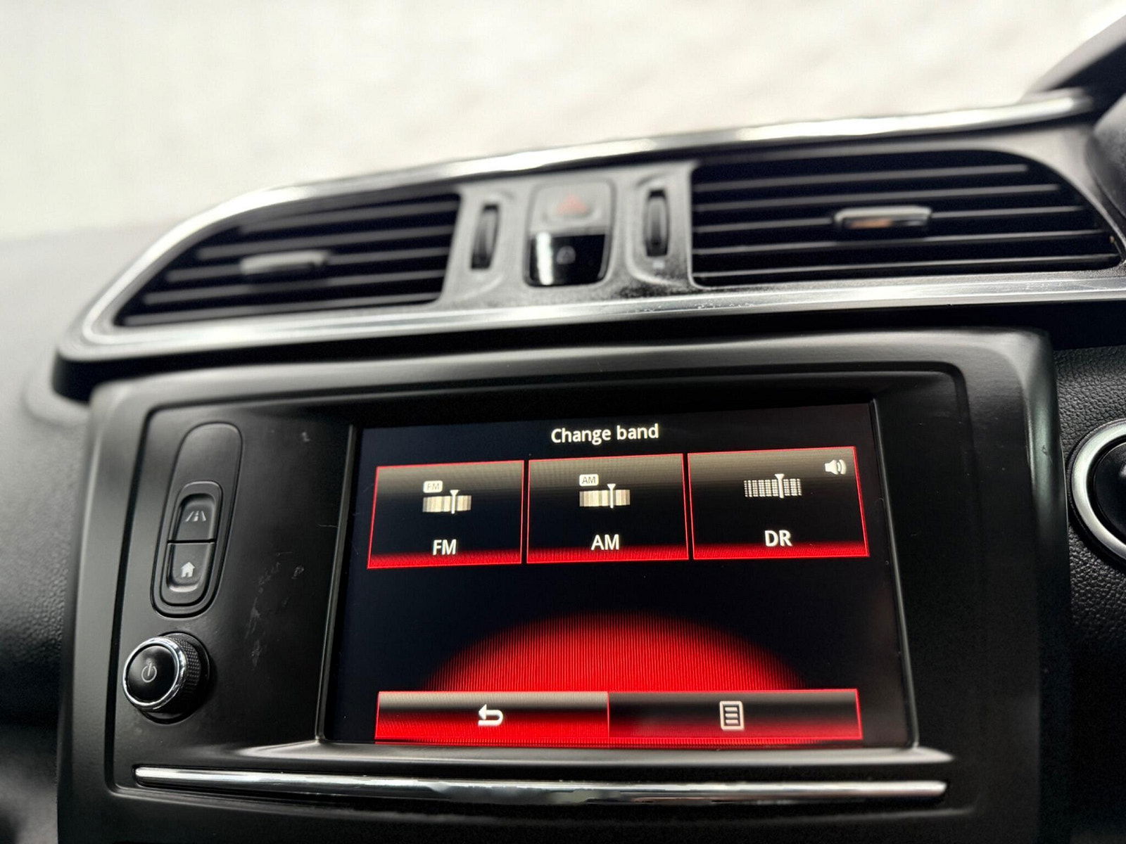 Renault Kadjar 1.5 dCi Signature Nav Euro 6 (s/s) 5dr 5dr Manual 2016