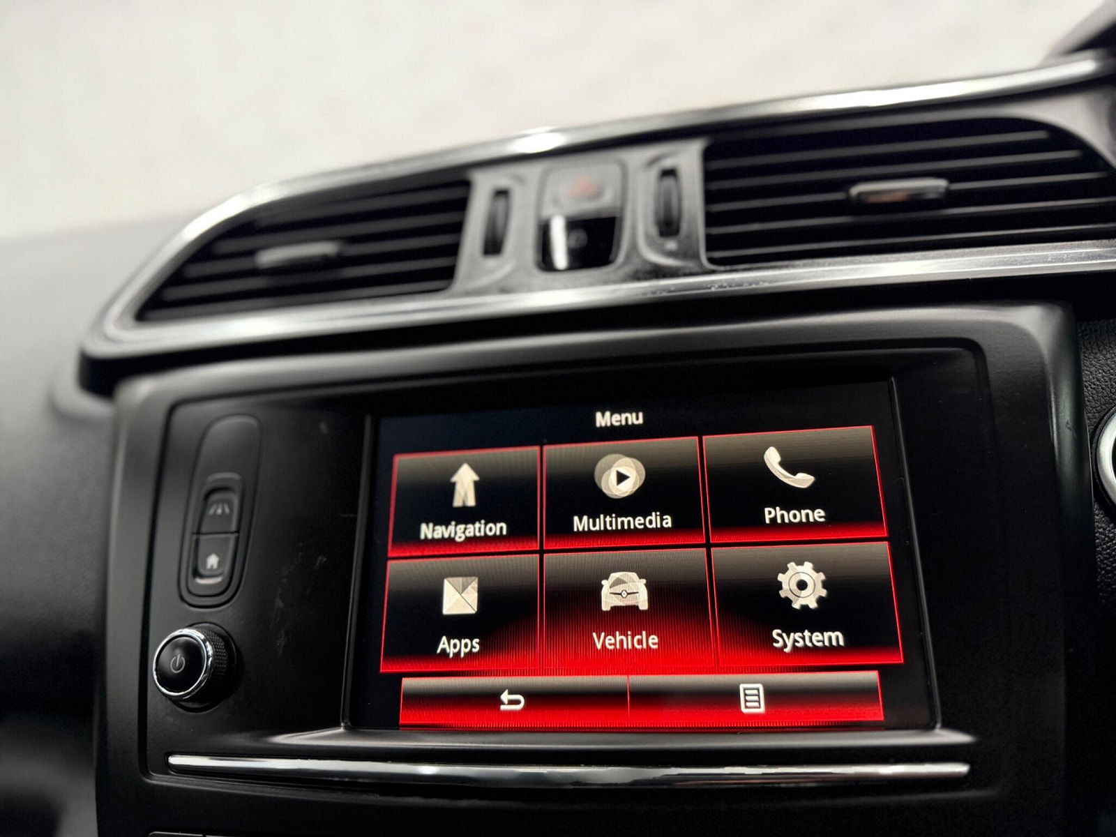 Renault Kadjar 1.5 dCi Signature Nav Euro 6 (s/s) 5dr 5dr Manual 2016