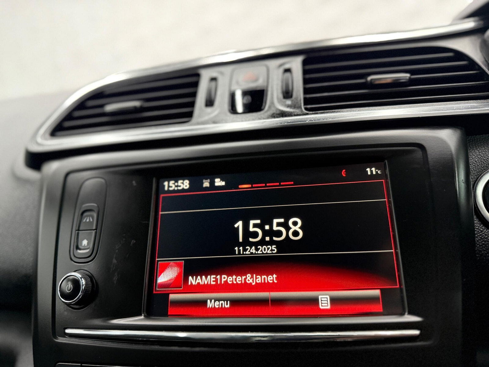 Renault Kadjar 1.5 dCi Signature Nav Euro 6 (s/s) 5dr 5dr Manual 2016