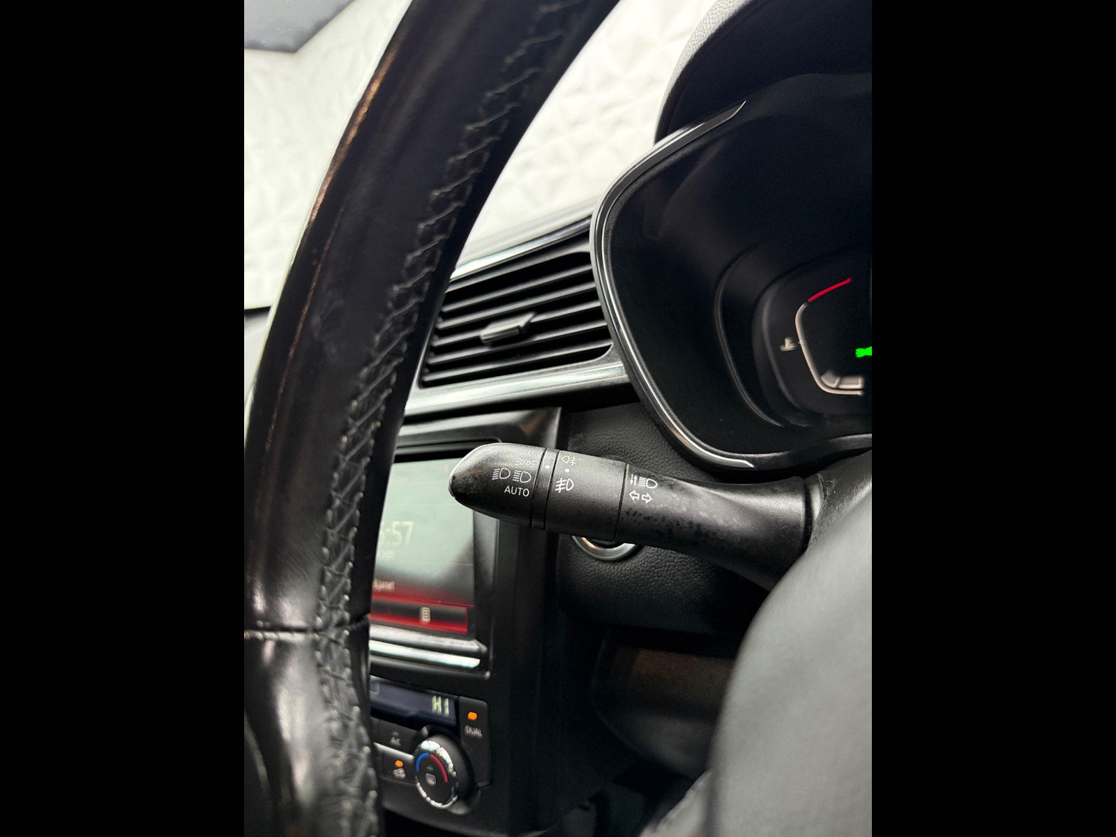 Renault Kadjar 1.5 dCi Signature Nav Euro 6 (s/s) 5dr 5dr Manual 2016