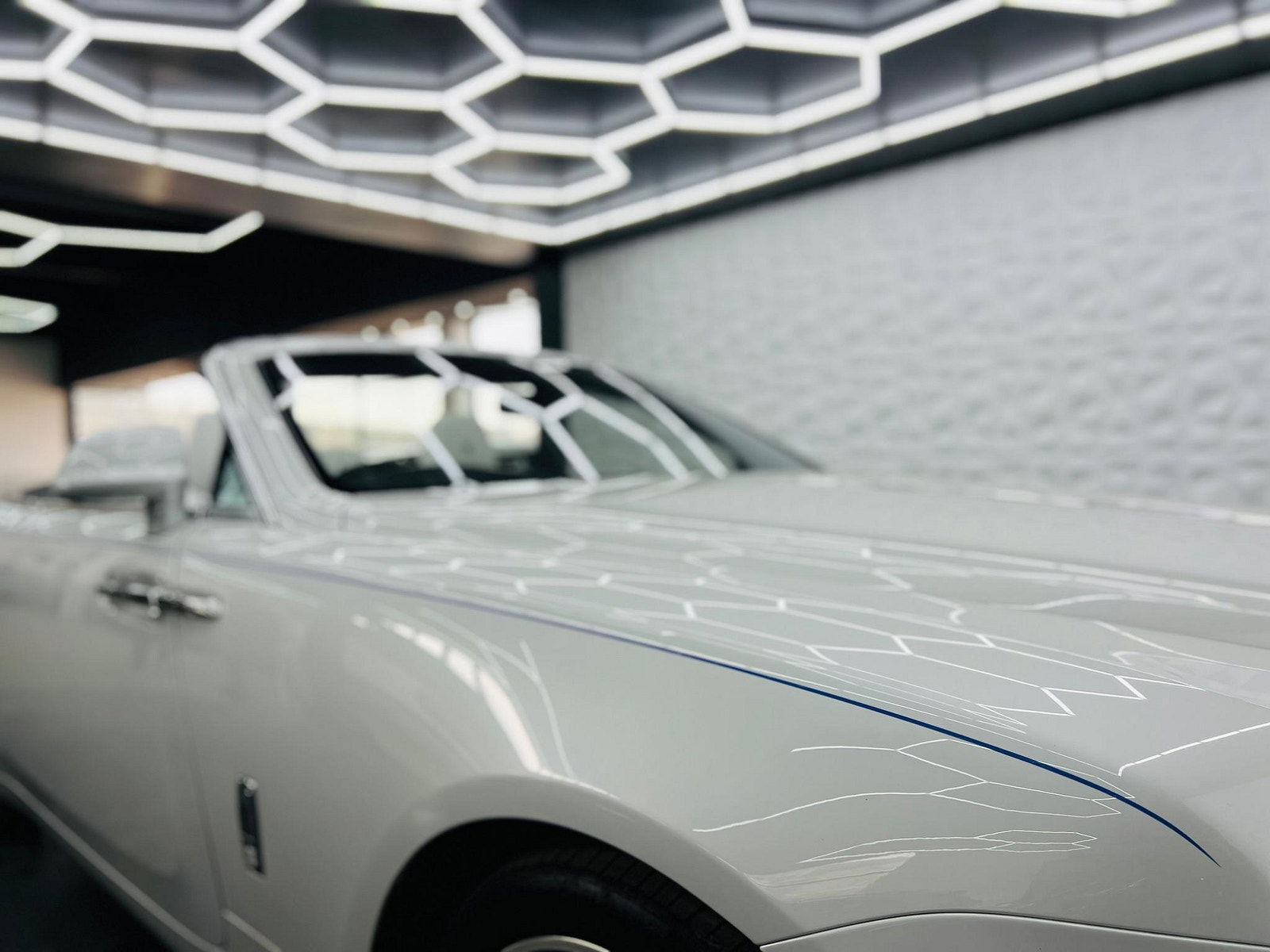 Rolls-Royce Dawn 6.6 V12 Auto Euro 6 2dr 2dr Automatic 2017