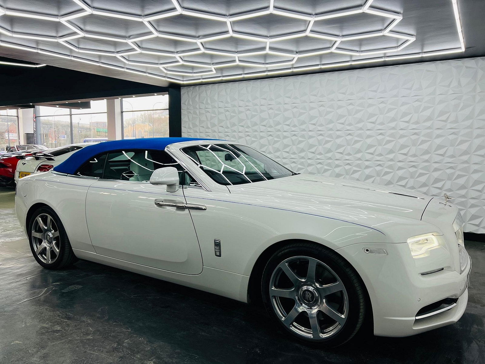 Rolls-Royce Dawn 6.6 V12 Auto Euro 6 2dr 2dr Automatic 2017