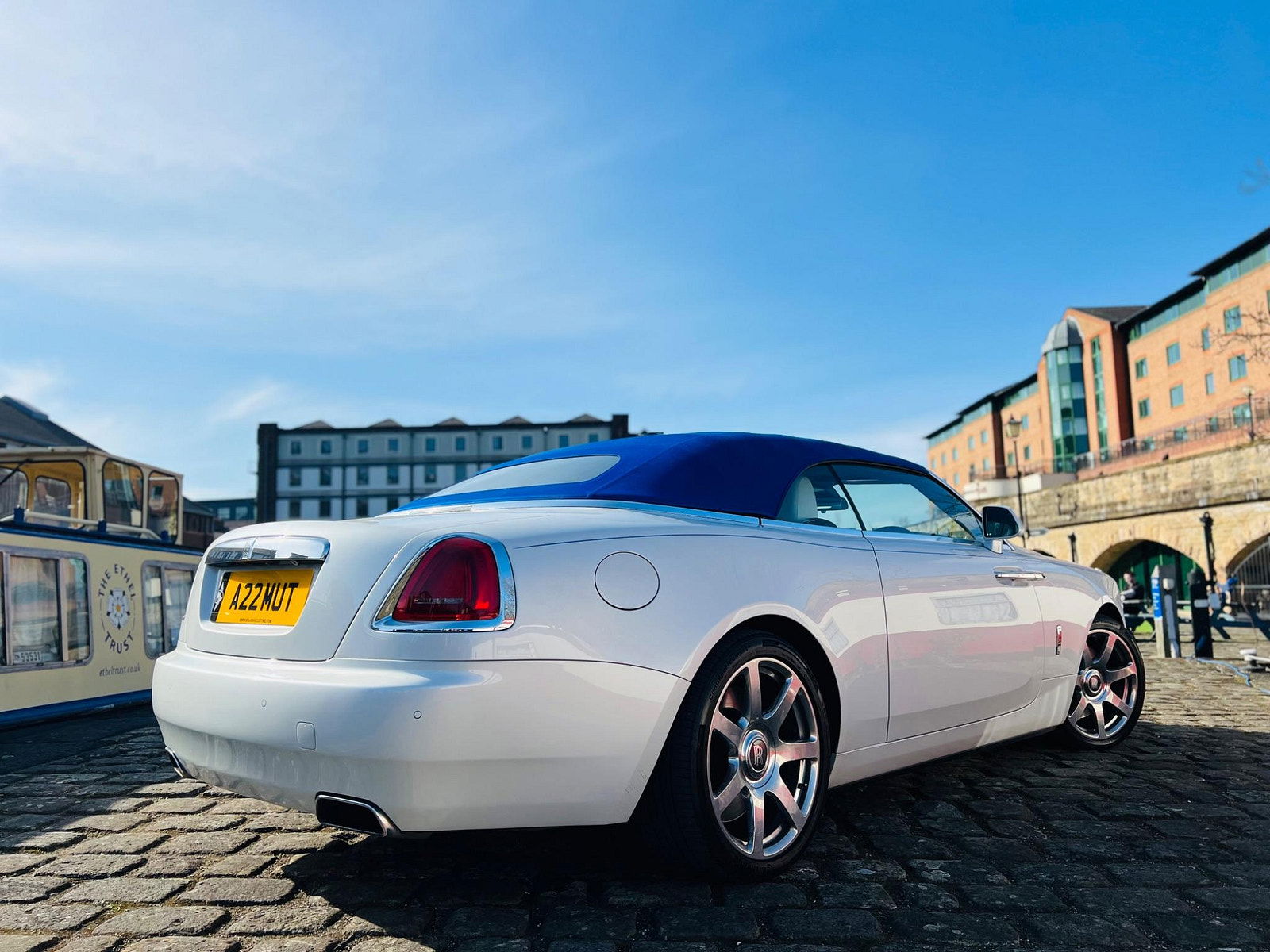 Rolls-Royce Dawn 6.6 V12 Auto Euro 6 2dr 2dr Automatic 2017