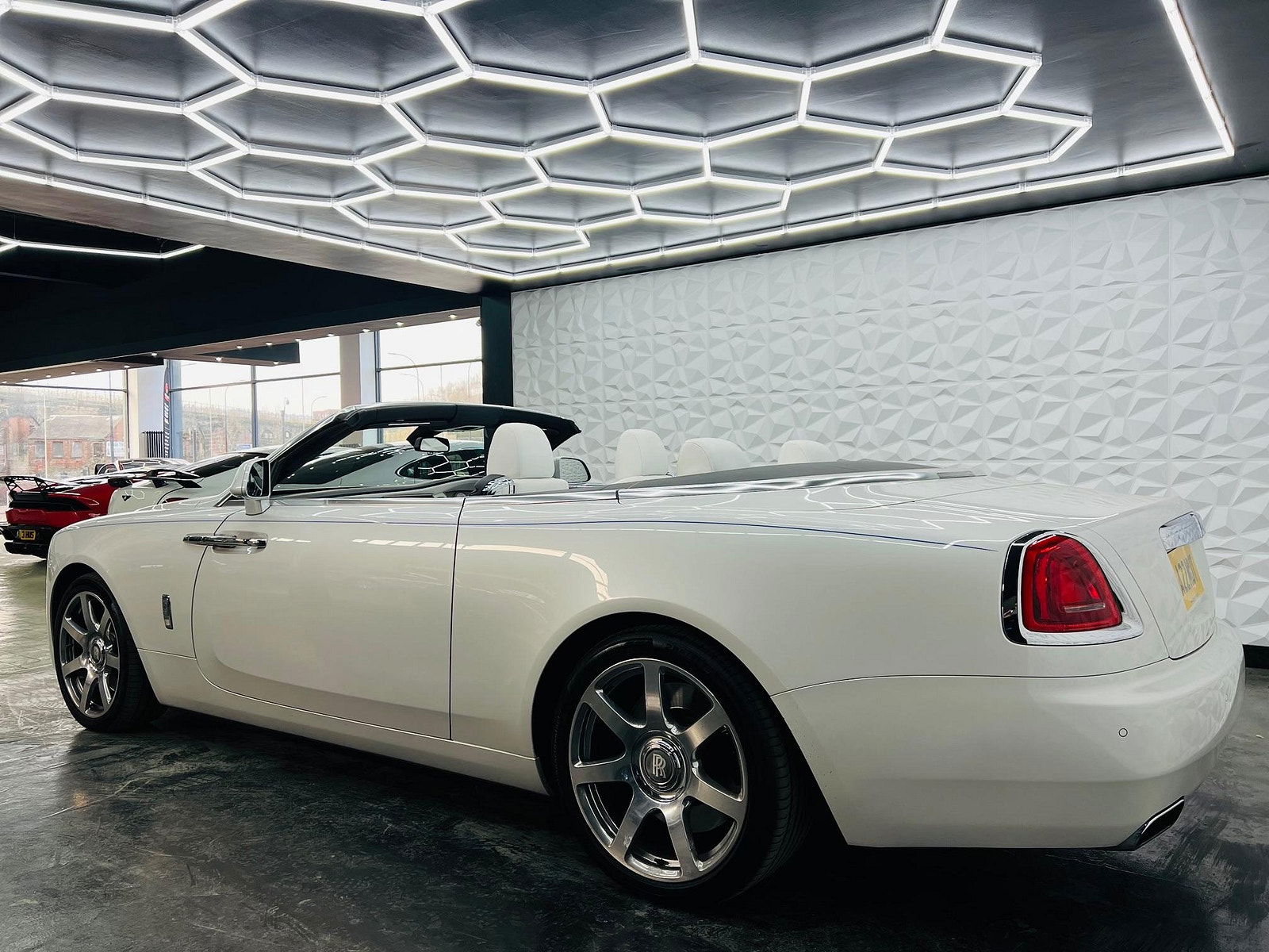 Rolls-Royce Dawn 6.6 V12 Auto Euro 6 2dr 2dr Automatic 2017