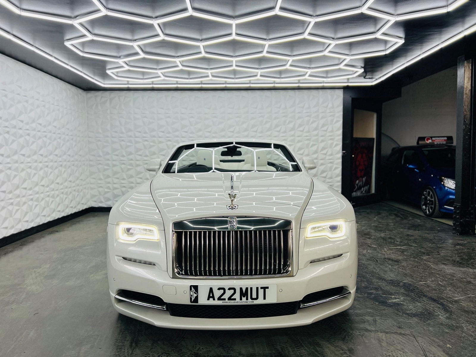 Rolls-Royce Dawn 6.6 V12 Auto Euro 6 2dr 2dr Automatic 2017