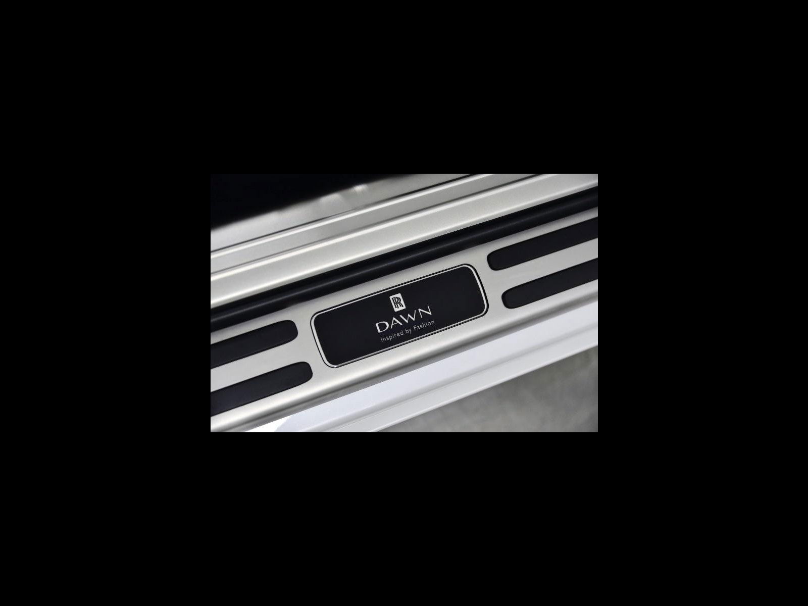 Rolls-Royce Dawn 6.6 V12 Auto Euro 6 2dr 2dr Automatic 2017