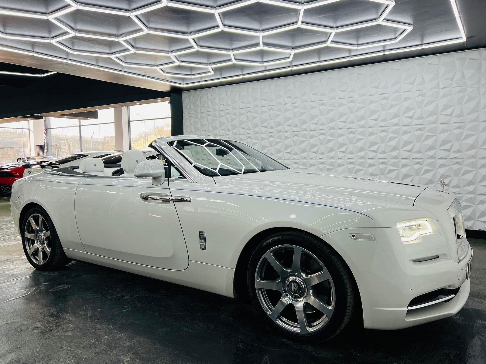 Rolls-Royce Dawn 6.6 V12 Auto Euro 6 2dr 2dr Automatic 2017