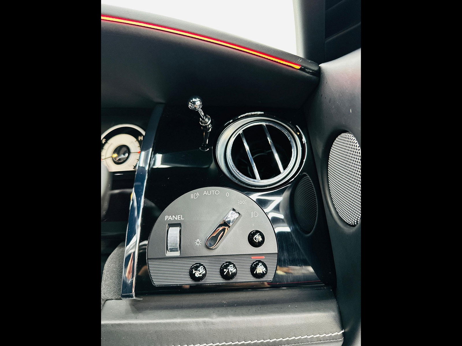 Rolls-Royce Wraith 6.6 V12 Auto Euro 6 2dr 2dr Automatic 2014