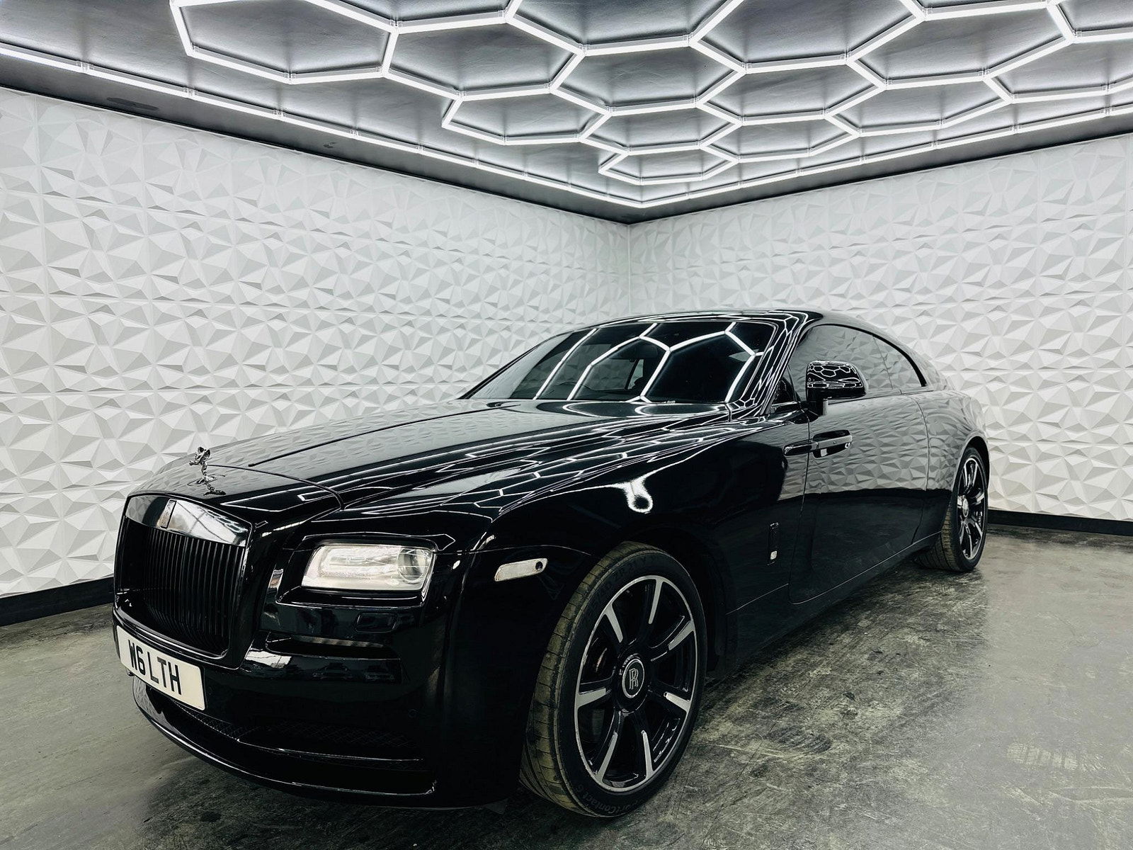 Rolls-Royce Wraith 6.6 V12 Auto Euro 6 2dr 2dr Automatic 2014