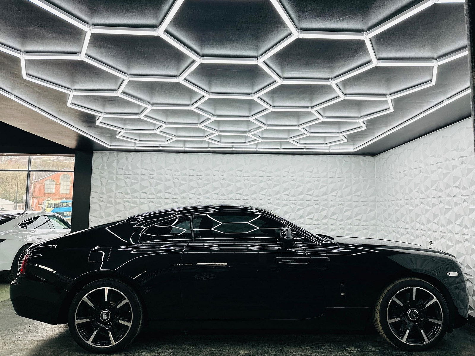 Rolls-Royce Wraith 6.6 V12 Auto Euro 6 2dr 2dr Automatic 2014