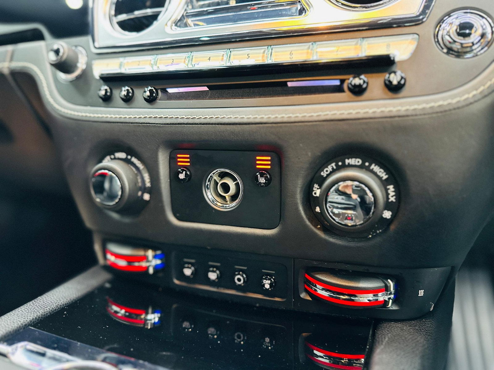 Rolls-Royce Wraith 6.6 V12 Auto Euro 6 2dr 2dr Automatic 2014