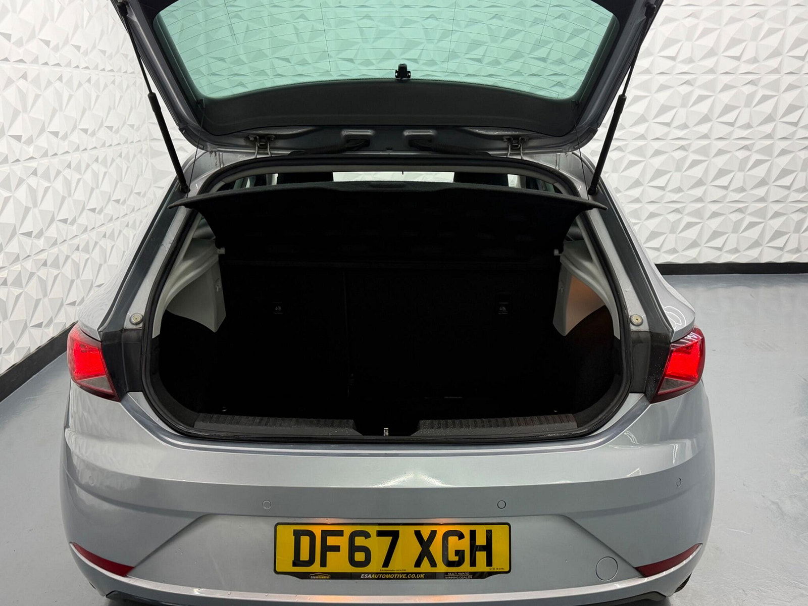 Seat Leon 1.6 TDI SE Dynamic Technology Euro 6 (s/s) 5dr 5dr Manual 2018