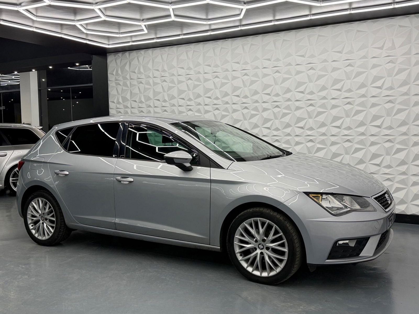 Seat Leon 1.6 TDI SE Dynamic Technology Euro 6 (s/s) 5dr 5dr Manual 2018