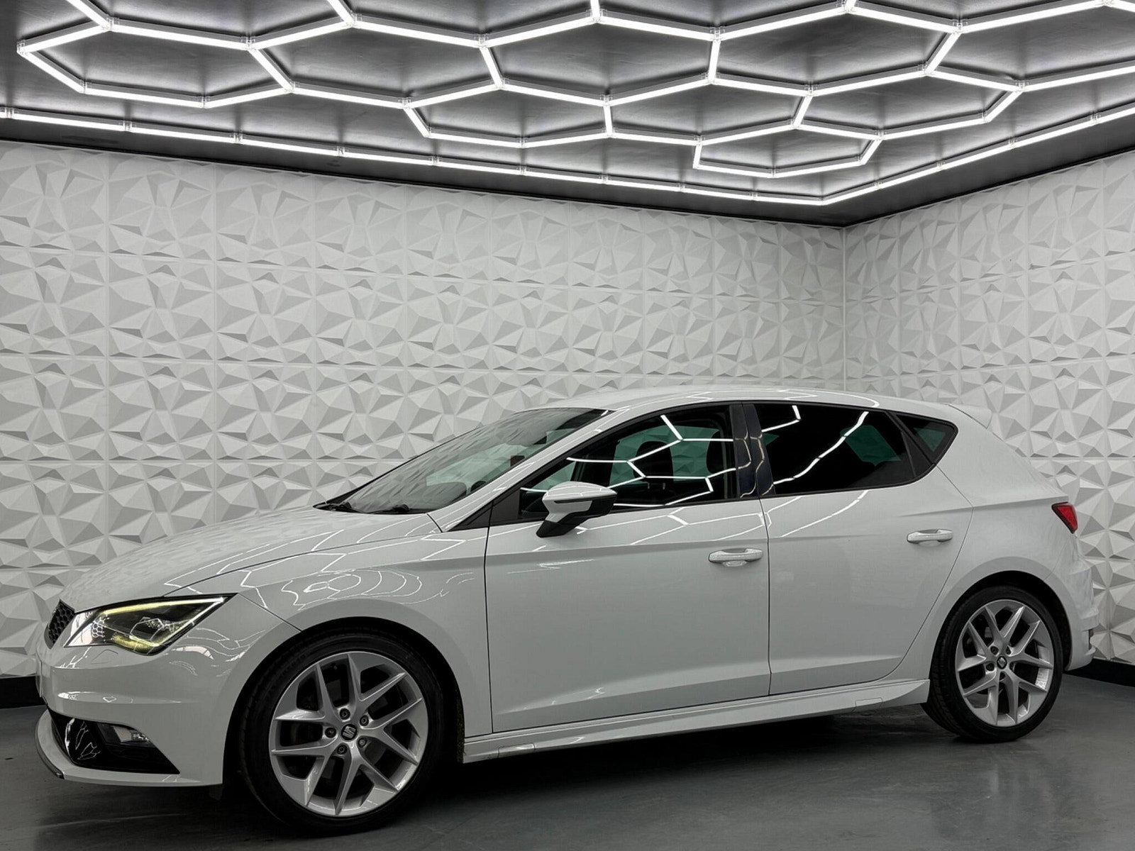 Seat Leon 2.0 TDI FR Euro 6 (s/s) 5dr 5dr Manual 2015