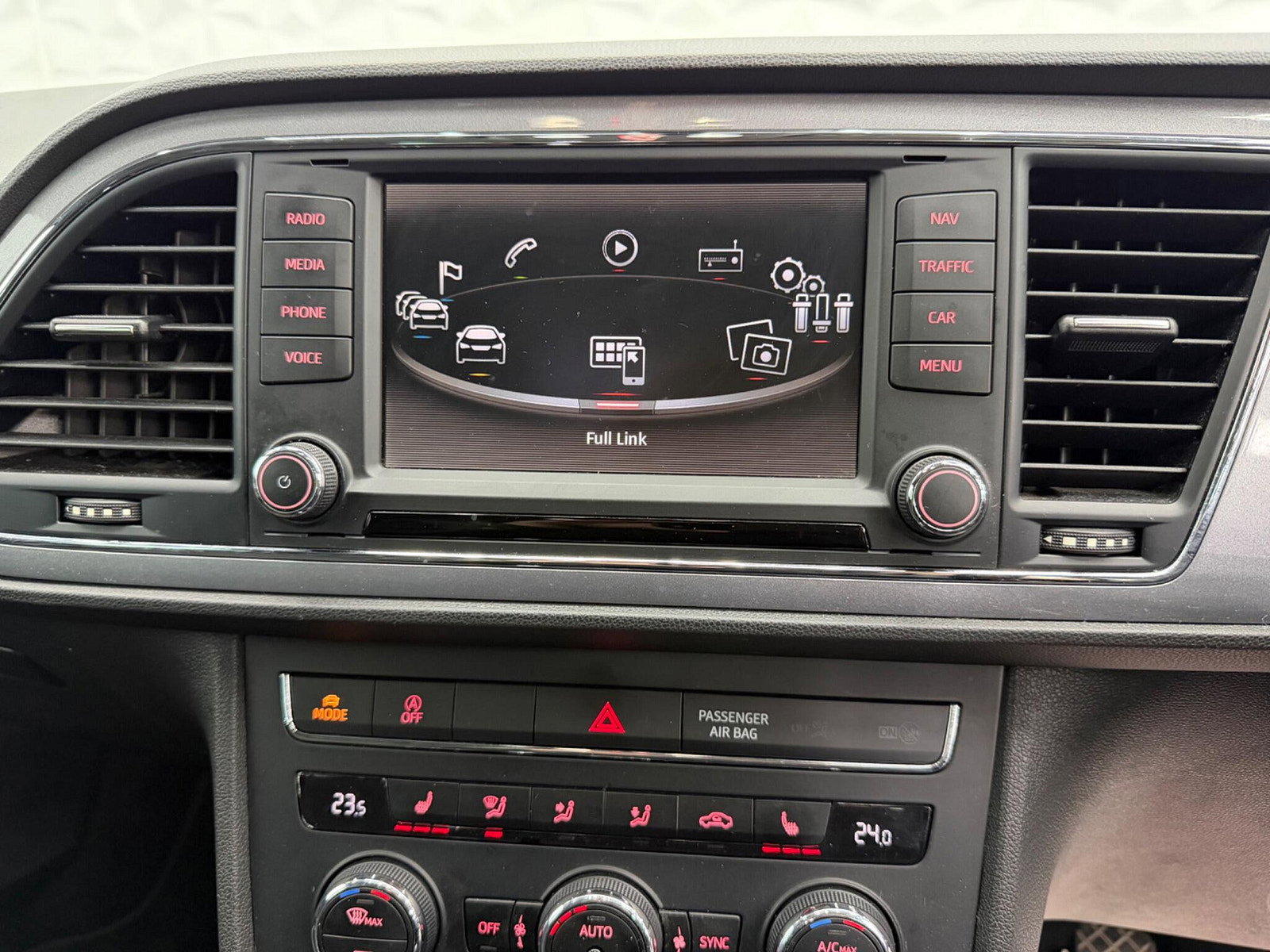 Seat Leon 2.0 TDI FR Euro 6 (s/s) 5dr 5dr Manual 2015