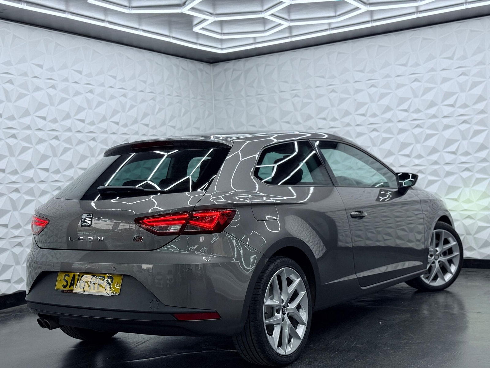 Seat Leon 2.0 TDI FR Sport Coupe Euro 6 (s/s) 3dr 3dr Manual 2016