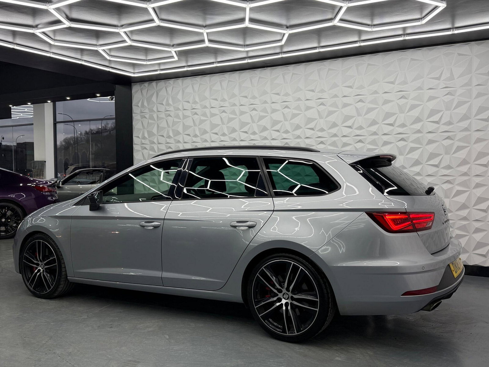 Seat Leon 2.0 TSI Cupra 300 ST Euro 6 (s/s) 5dr 5dr Manual 2018