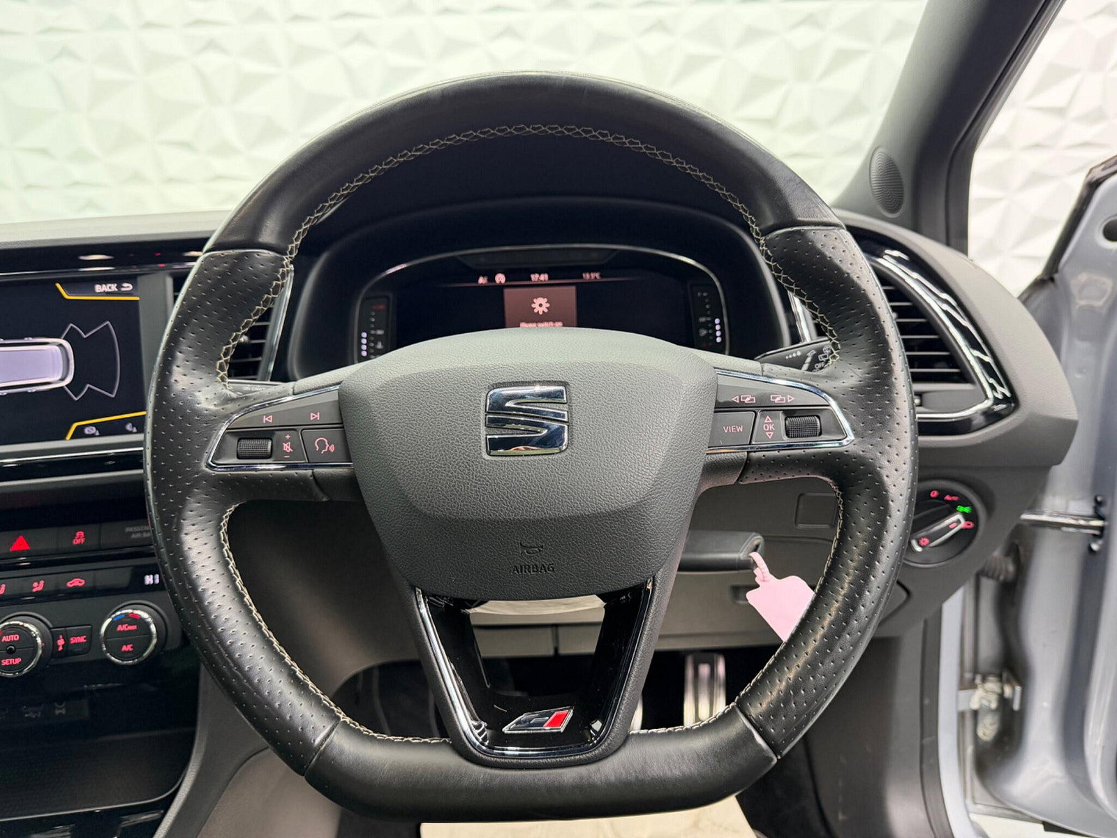 Seat Leon 2.0 TSI Cupra 300 ST Euro 6 (s/s) 5dr 5dr Manual 2018