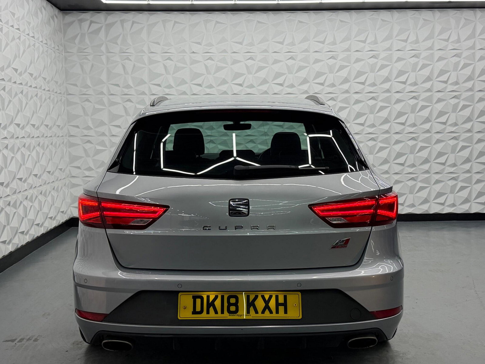 Seat Leon 2.0 TSI Cupra 300 ST Euro 6 (s/s) 5dr 5dr Manual 2018