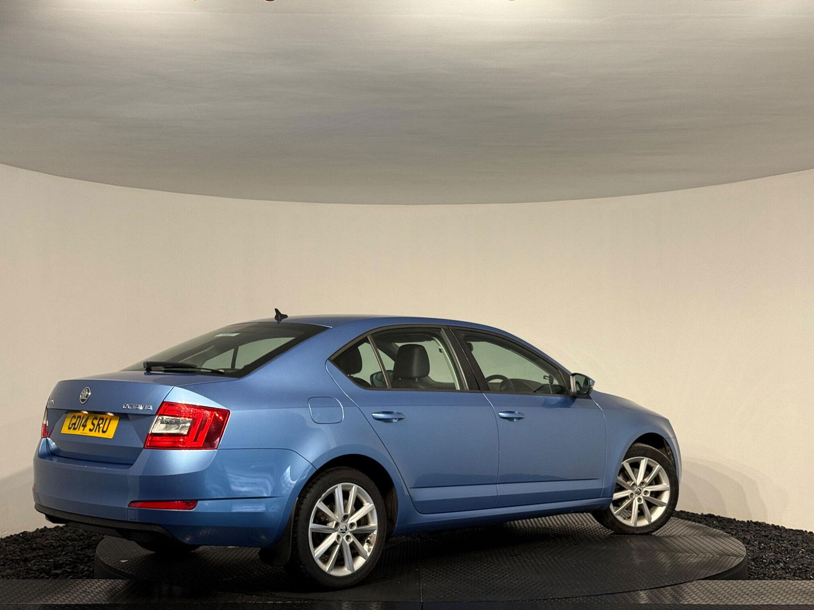 Skoda Octavia 2.0 TDI Elegance DSG Euro 5 (s/s) 5dr 5dr Automatic 2014