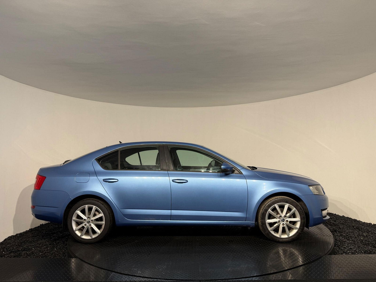 Skoda Octavia 2.0 TDI Elegance DSG Euro 5 (s/s) 5dr 5dr Automatic 2014