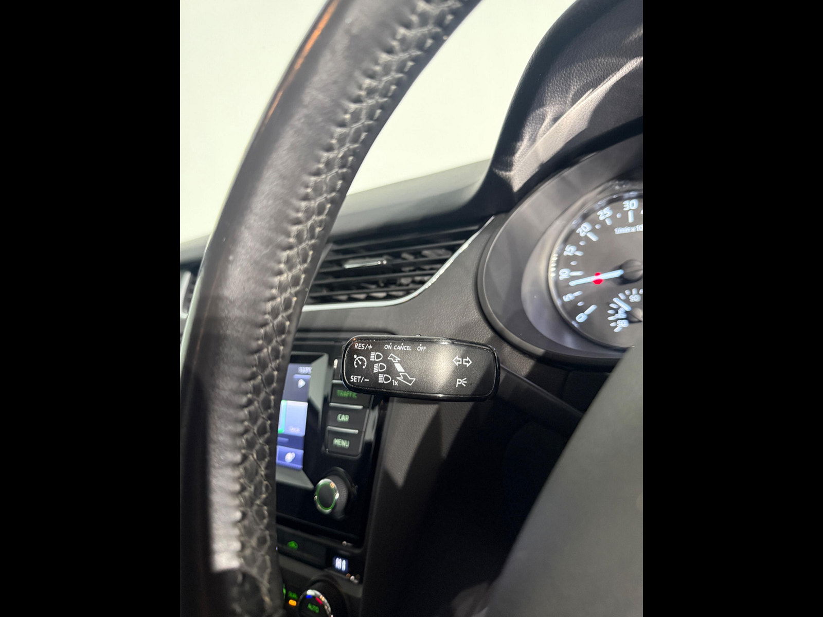 Skoda Octavia 2.0 TDI Elegance DSG Euro 5 (s/s) 5dr 5dr Automatic 2014